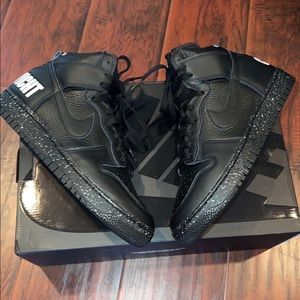 Brand new Nike Dunk Hi 19885/U size 9-10 for men